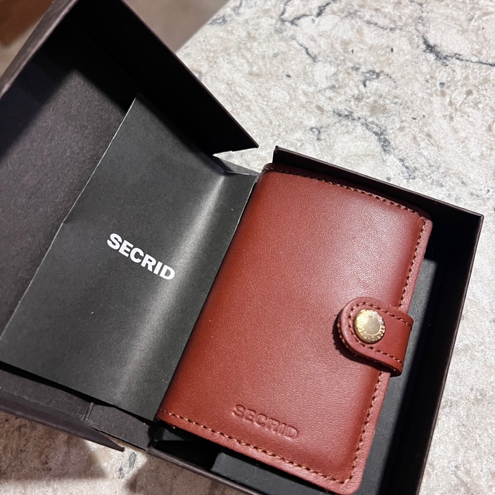 Brown Leather Key & Card Holder